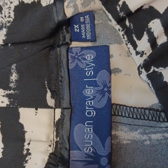 Susan Graver style plus size 2X skirt black and white elastic waist - Picture 2 of 9